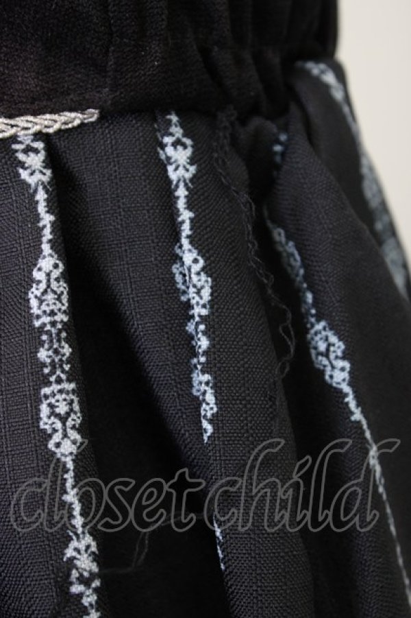 画像4: Secret Honey / オーナメントクリスマスワンピース(ディズニープリンセスVer.)  黒 T-26-02-20-025-CA-OP-SA-ZT (4)