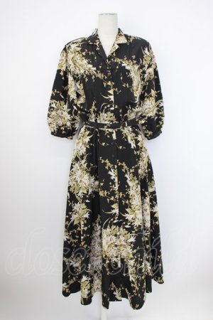 画像: INGEBORG / 百合ブーケ柄ワンピース  クロ T-26-02-20-026-LO-OP-OW-ZT