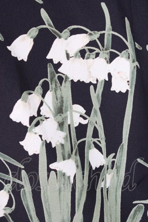 画像3: INGEBORG / 鈴蘭柄切り替えベスト  クロ T-26-02-20-011-LO-TO-OW-ZT (3)