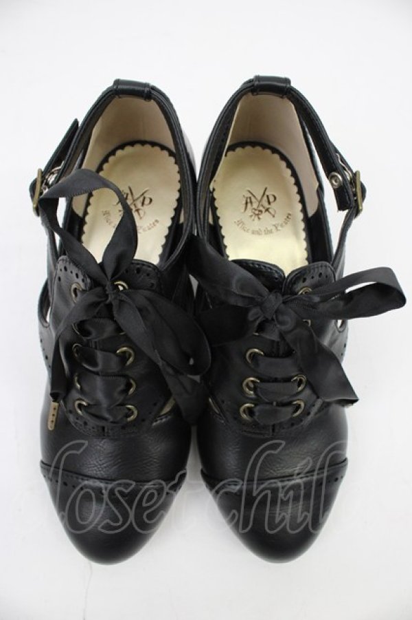 画像4: ALICE and the PIRATES / クラシカルコンビパンプス S 黒 T-26-02-23-028-PA-SH-SA-ZT (4)