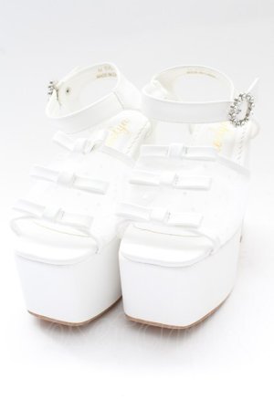 画像: evelyn / 3連リボン厚底サンダル M 白 T-26-02-27-028-LO-SH-SA-ZT