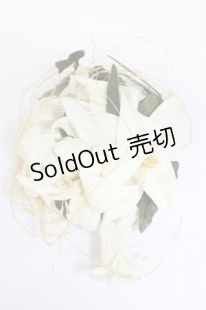 画像: PINK HOUSE / 百合のコサージュ  シロ T-26-02-28-033-LO-AC-OW-ZT