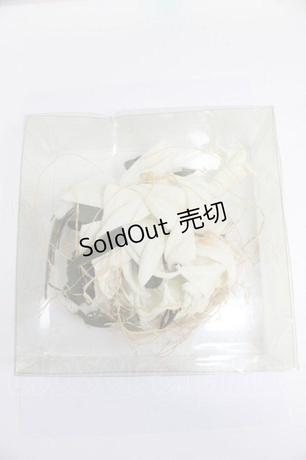 画像5: PINK HOUSE / 百合のコサージュ  シロ T-26-02-28-033-LO-AC-OW-ZT (5)