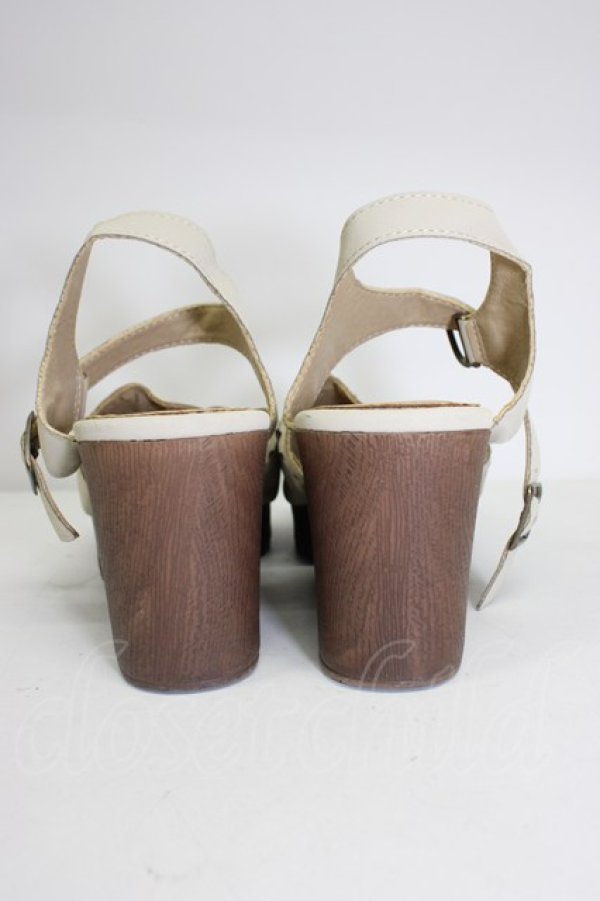 画像2: F i.n.t / フラワー刺繍ウッドライクソールサンダル M アイボリー T-26-03-01-009-CA-SH-SA-ZT (2)