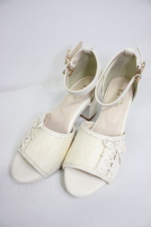 画像: axes femme / サイドレースアップサンダル S キナリ T-26-03-01-011-AX-SH-SA-ZT