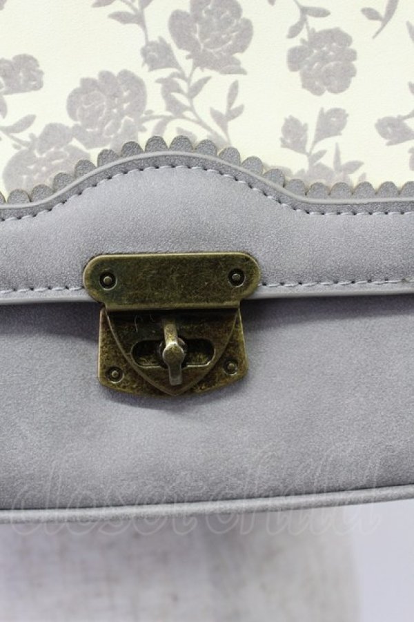 画像2: axes femme / フラワーシルエットフリルショルダーバッグ  グレー T-26-03-02-016-AX-BG-SA-ZT (2)