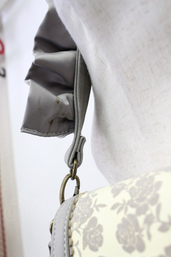 画像7: axes femme / フラワーシルエットフリルショルダーバッグ  グレー T-26-03-02-016-AX-BG-SA-ZT (7)