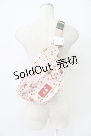 画像: PINK HOUSE / いちご柄ウエストポーチ  ピンク T-26-03-02-011-LO-BG-SA-ZT