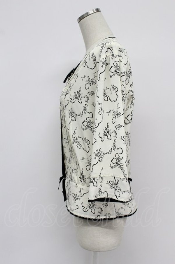 画像4: INGEBORG / ブーケ柄タック使いブラウス S シロ T-26-03-07-020-LO-BL-OW-ZT (4)