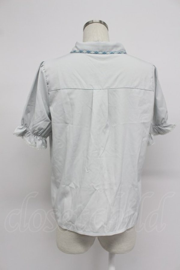 画像2: axes femme / パイピングｘリボン付ブラウス  グリーン T-26-03-07-024-AX-BL-SA-ZT (2)