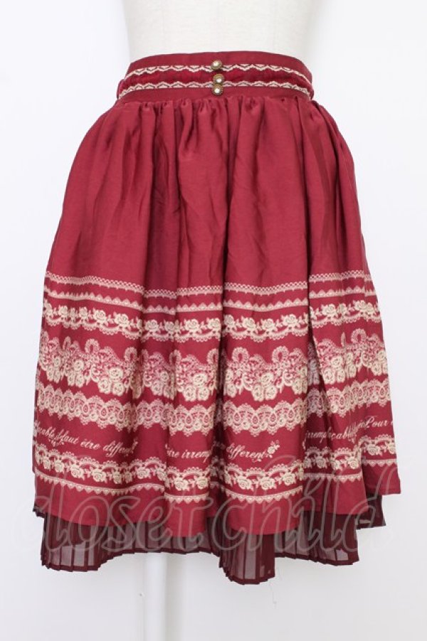 画像1: axes femme / メッセージ柄スカート  ボルドーＸアイボリー T-26-03-08-041-AX-SK-SA-ZT (1)