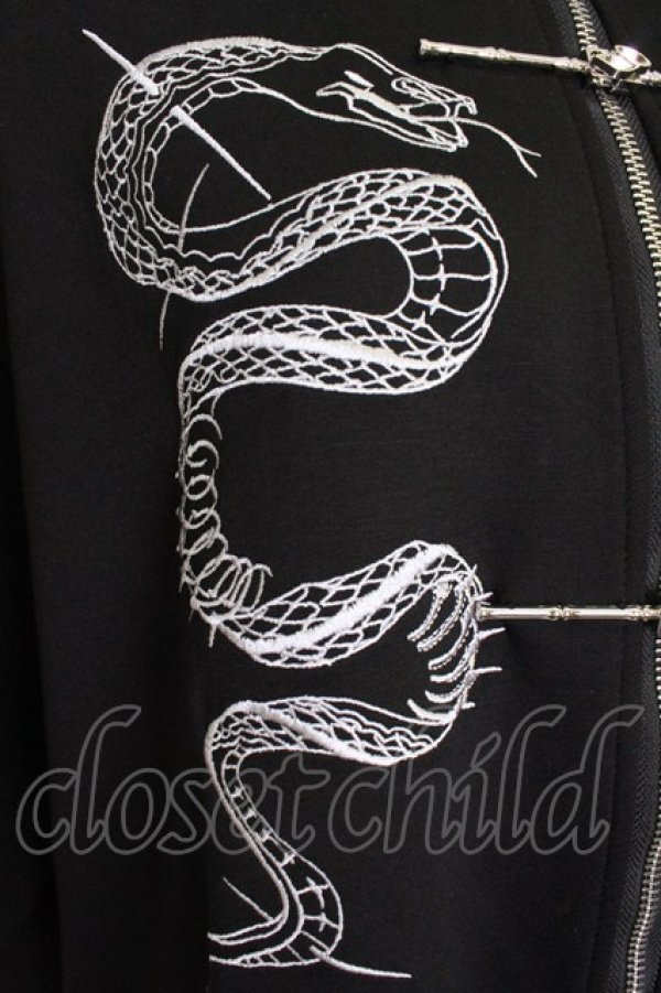 画像5: 柘枝引 TricuspidC / 蛇刺繍半袖ジャージ  黒Ｘ白 T-26-03-11-037-PU-TO-SA-ZT (5)