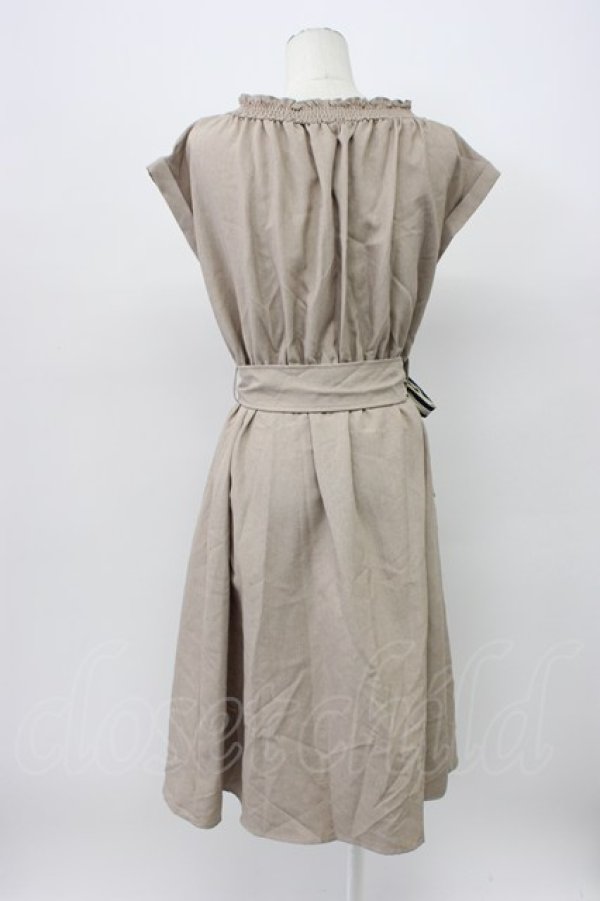 画像2: axes femme / ラップ風シャツワンピース M ベージュ T-26-03-13-022-AX-OP-SZ-ZT (2)