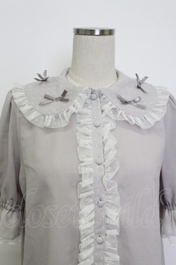 画像5: axes femme kawaii / プチリボン半袖ブラウス  グレー T-26-03-13-003-AX-BL-SA-ZT (5)