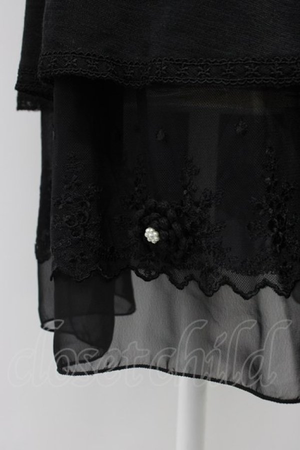 画像4: axes femme / 裾お花モチーフ半袖ワンピース  黒 T-26-03-13-030-AX-OP-SA-ZT (4)