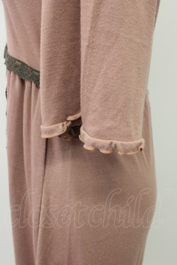 画像4: axes femme / カメオレースカットワンピース  ピンクＸグレー T-26-03-13-015-AX-OP-SA-ZT (4)