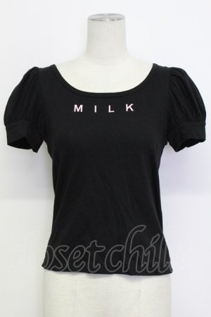 画像: MILK / ロゴ刺繍半袖カットソー  ブラック T-26-03-15-007-ML-TO-SA-ZT