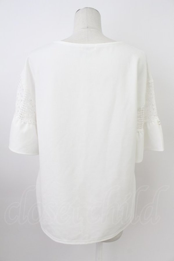 画像2: axes femme / 袖レース切替カットプルオーバー  ホワイト T-26-03-17-002-AX-TO-SA-ZT (2)