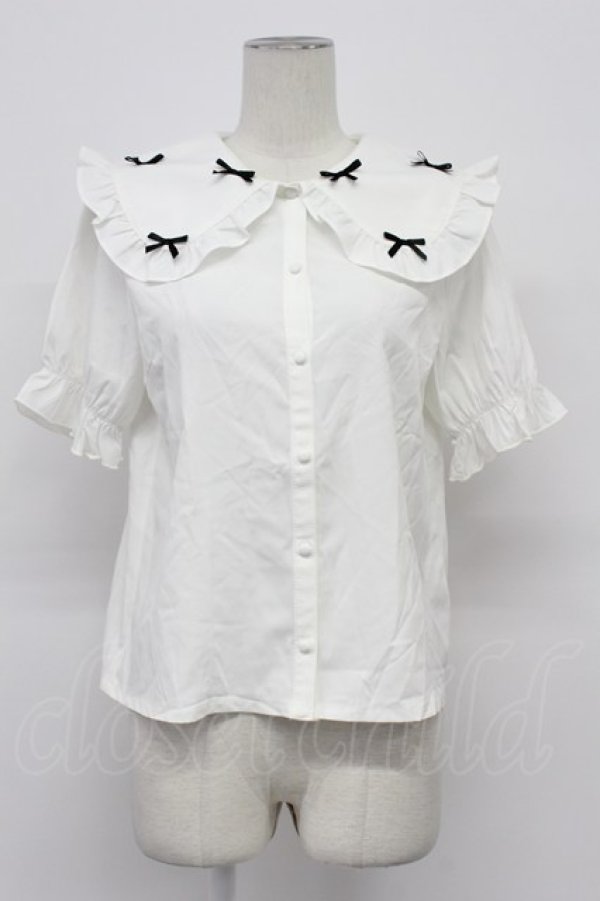 画像1: axes femme POETIQUE / プチリボンビッグ襟ブラウス M ホワイト T-26-03-23-003-AX-BL-SA-ZT (1)