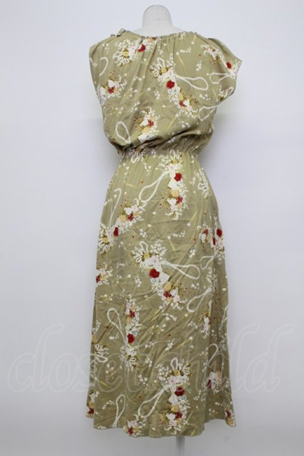 画像2: KANEKO ISAO / アクセサリー&フラワーpt襟元シャーリングワンピース  オリーブ T-26-03-23-015-EL-OP-SA-ZT (2)