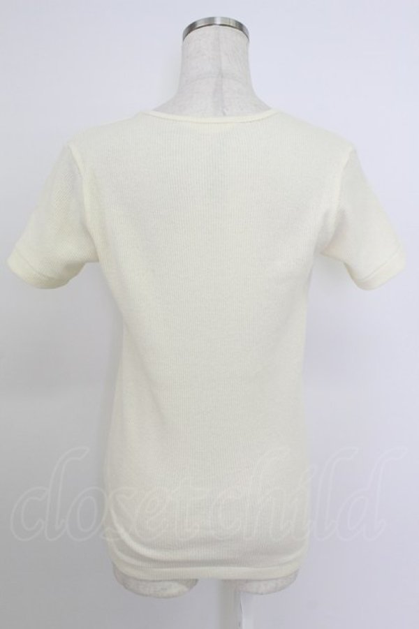 画像2: INGEBORG / リブ刺繍ロゴ半袖トップス  アイボリー T-26-03-24-003-LO-TO-SA-ZT (2)
