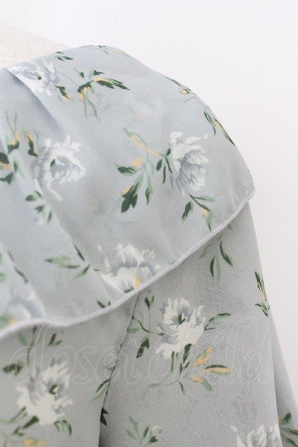 画像4: axes femme / レース切り替え花柄チュニック  グレー T-26-03-24-017-AX-TO-SA-ZT (4)