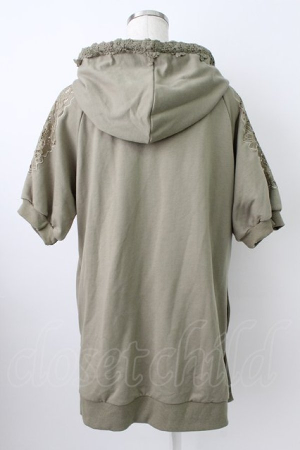 画像2: axes femme / フード付き半袖パーカーチュニ  カーキ T-26-03-24-023-AX-OP-SA-ZT (2)