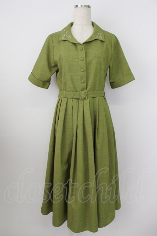 画像1: an another angelus / 花刺繍変形開衿ワンピース  カーキ T-26-03-25-039-CA-OP-SA-ZT (1)