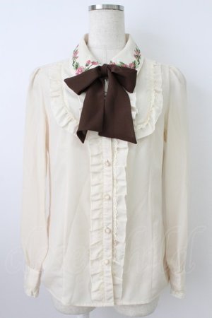 画像: axes femme / お花刺繍フリルブラウス  アイボリーＸブラウン T-26-03-25-008-AX-BL-SA-ZT