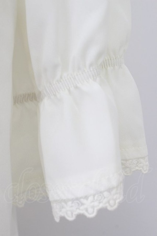 画像3: axes femme POETIQUE / 薔薇モチーフ付ブラウス  アイボリー T-26-03-25-010-AX-BL-SA-ZT (3)