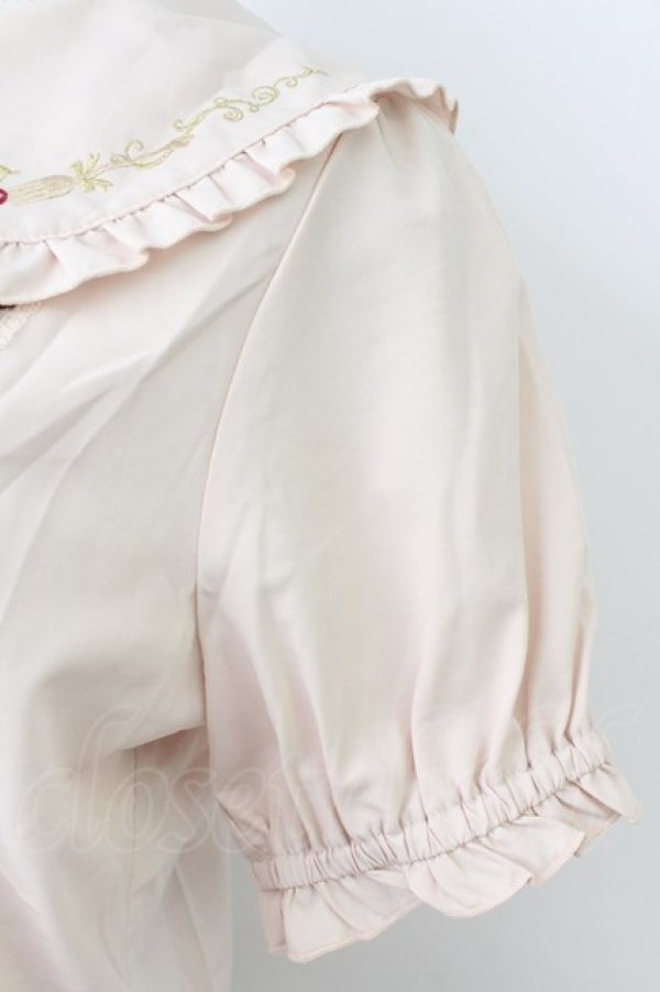 画像5: axes femme POETIQUE / レトロ喫茶刺繍パフ袖ブラウス  ピンクベージュ T-26-03-25-014-AX-BL-SA-ZT (5)