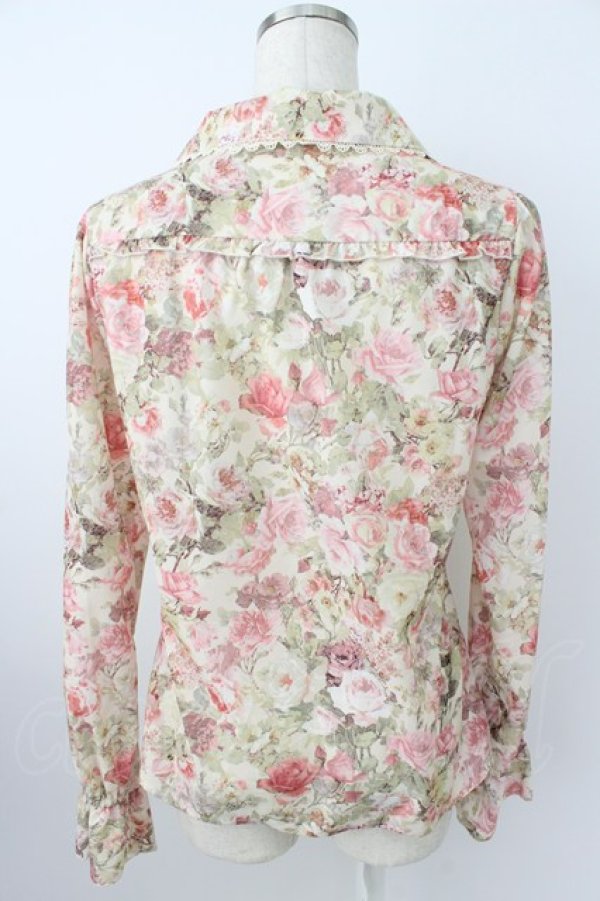 画像2: axes femme / お花総柄ブラウス  白 T-26-03-25-016-AX-BL-SA-ZT (2)