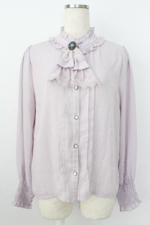 画像: axes femme / レースジャボ付ハイネックブラウス  ラベンダー T-26-03-25-020-AX-BL-SA-ZT