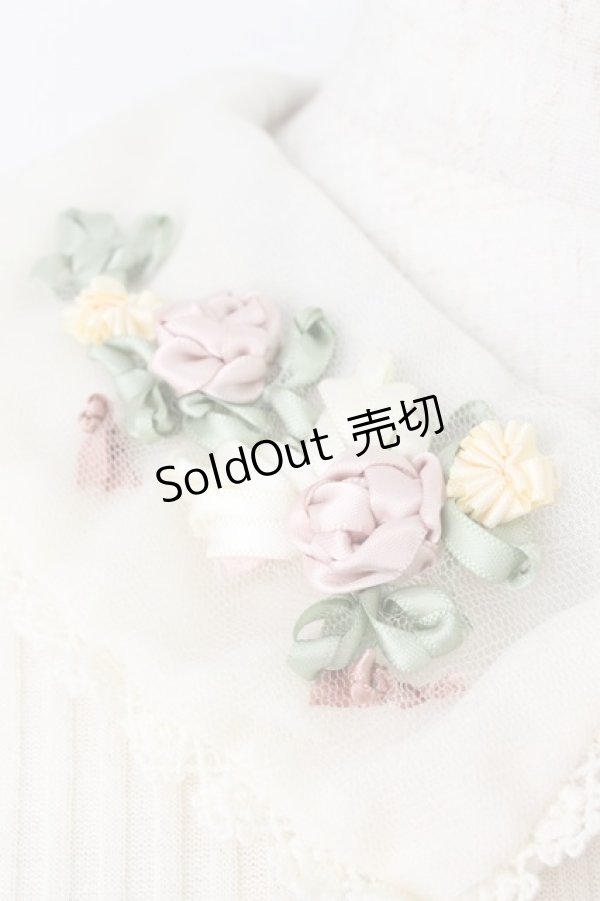 画像4: axes femme POETIQUE / フラワーリボン刺繍襟プルオーバー  アイボリー T-26-03-25-002-AX-TO-SA-ZT (4)