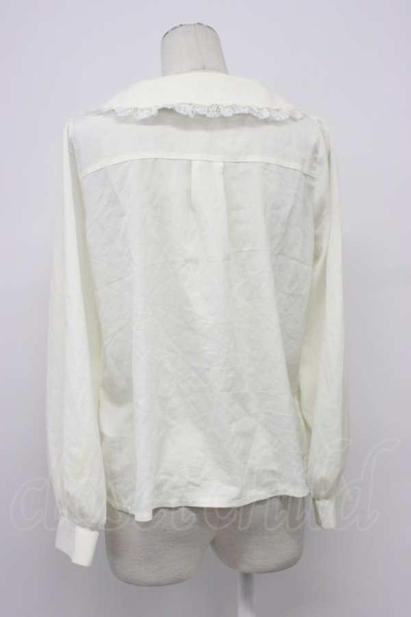 画像2: axes femme POETIQUE / ビジューブローチ付ブラウス M キナリ T-26-03-30-023-AX-BL-SA-ZH (2)