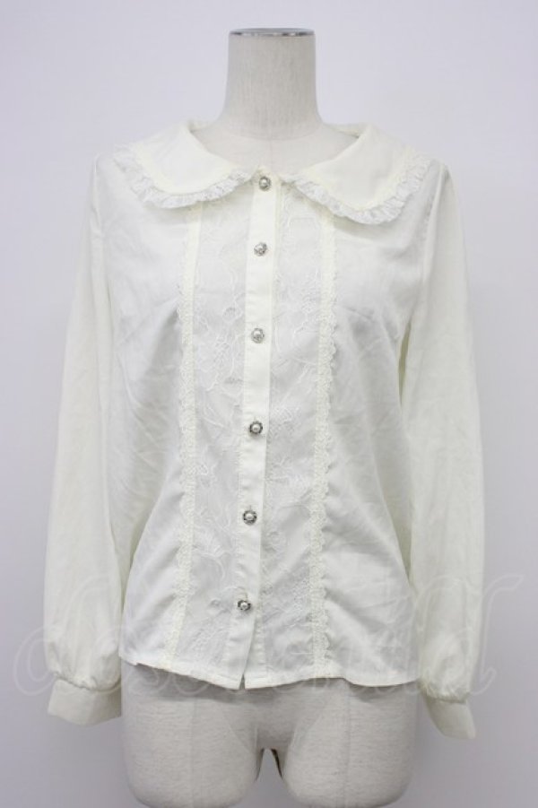 画像4: axes femme POETIQUE / ビジューブローチ付ブラウス M キナリ T-26-03-30-023-AX-BL-SA-ZH (4)