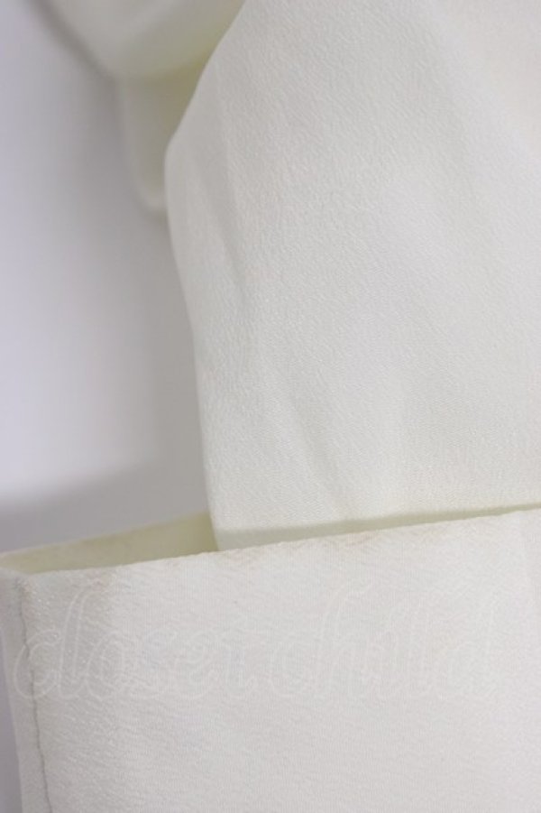 画像8: axes femme POETIQUE / ビジューブローチ付ブラウス M キナリ T-26-03-30-023-AX-BL-SA-ZH (8)