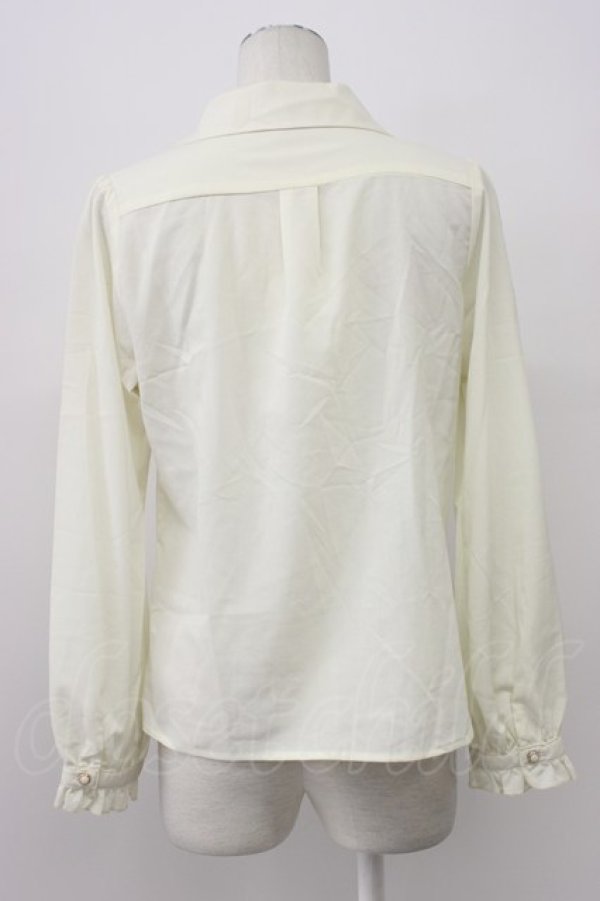 画像2: axes femme POETIQUE / メリーゴーランド刺繍ブラウス  キナリ T-26-03-30-028-AX-BL-SA-ZH (2)