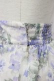 画像4: an another angelus / ダブル釦水彩フラワー柄タックスカート  light blue T-26-03-30-005-CA-SK-SA-ZT (4)