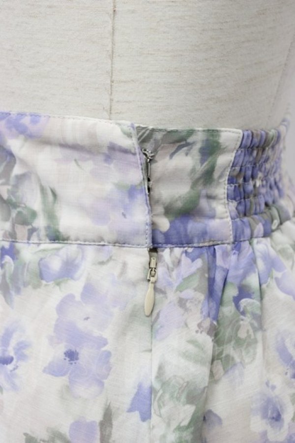 画像4: an another angelus / ダブル釦水彩フラワー柄タックスカート  light blue T-26-03-30-005-CA-SK-SA-ZT (4)