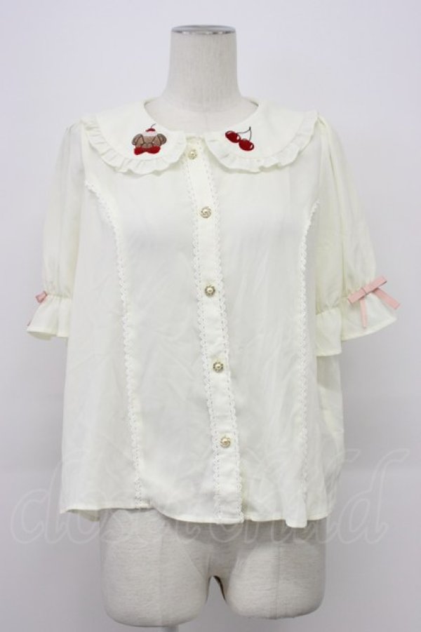 画像1: axes femme kawaii / クマパフェ刺繍ブラウス M キナリ T-26-03-30-015-AX-BL-SA-ZT (1)