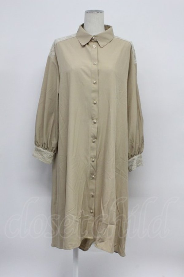 画像1: axes femme / フィッシュテールシャツワンピース  ベージュＸ白 T-26-03-31-010-AX-OP-SA-ZT (1)