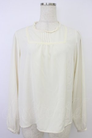 画像: Fi.n.t / スクエアレースハイネックブラウス  生成り T-26-04-04-001-CA-BL-SA-ZT