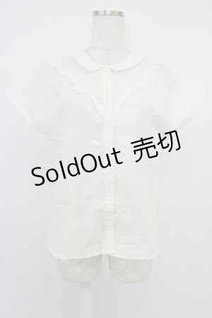 画像: Fi.n.t / レース切替フリル半袖ブラウス  白 T-26-04-04-003-CA-BL-SA-ZT