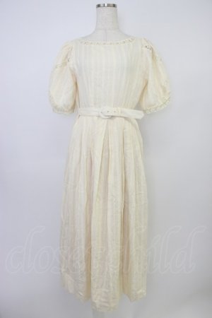 画像: an another angelus / レース使いコットンドビーパフスリーブワンピース【洗える】  生成り T-26-04-04-009-CA-OP-SA-ZT