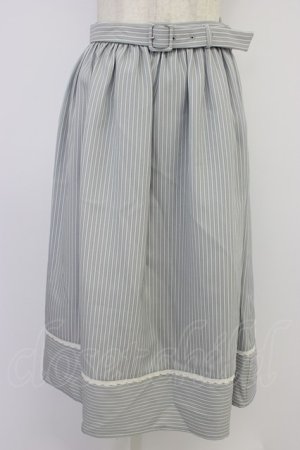 画像: Fi.n.t / コットンレース使いストライプスカート  グレーＸ白 T-26-04-04-015-CA-SK-SA-ZT