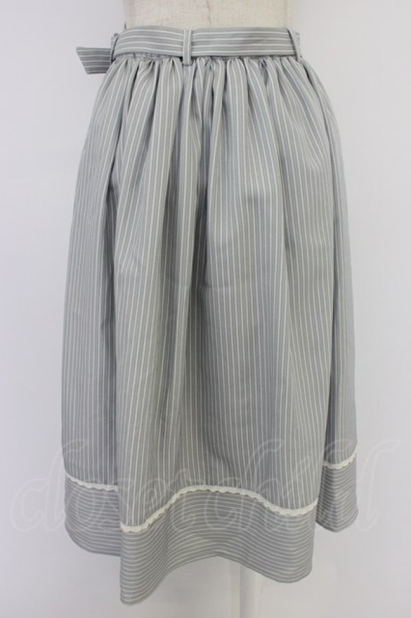 画像2: Fi.n.t / コットンレース使いストライプスカート  グレーＸ白 T-26-04-04-015-CA-SK-SA-ZT (2)