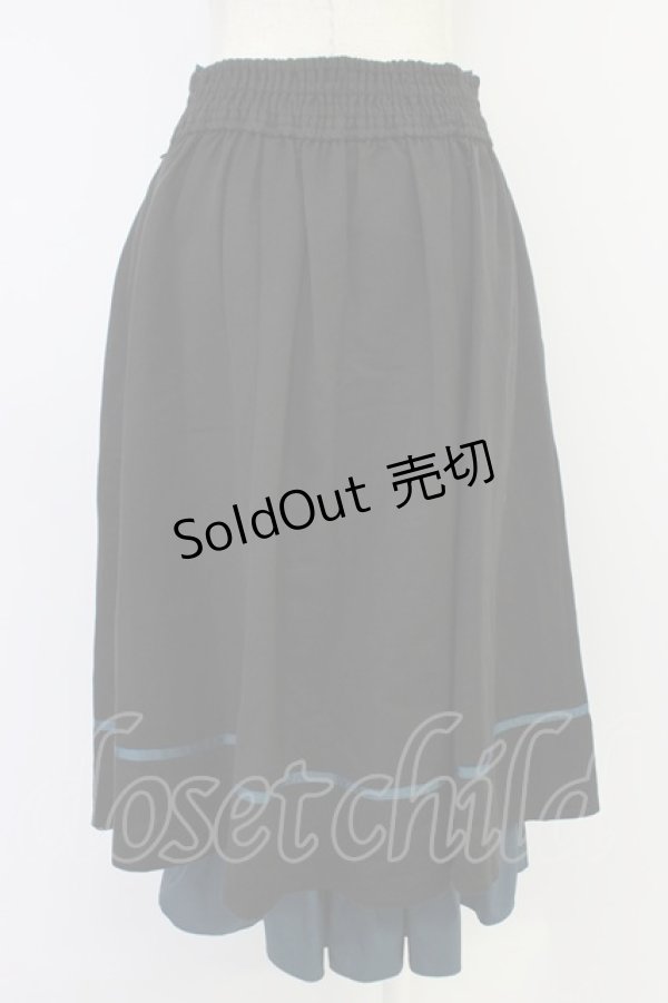 画像2: axes femme / チェーン付き配色使いスカート  黒Ｘ青 T-26-04-04-017-AX-SK-SA-ZT (2)