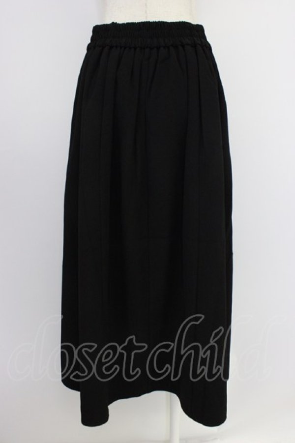 画像2: axes femme / 連ボタンフレアスカート  黒 T-26-04-04-018-AX-SK-SA-ZT (2)