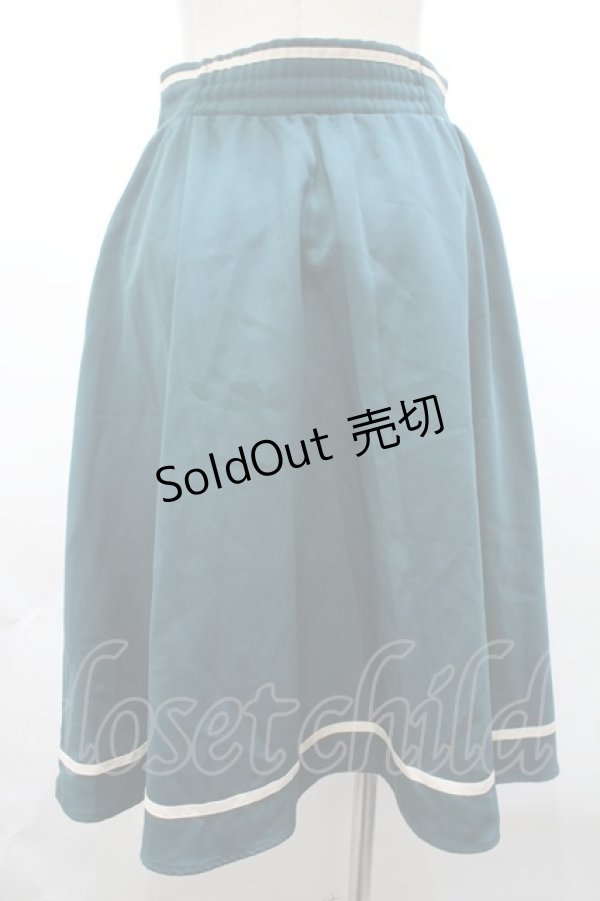 画像2: 【SALE】Fi.n.t / ピンタックミディスカート F グリーン Y-23-10-21-135-CA-SK-SZ-ZT027 (2)